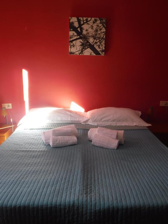 Ares Rooms Ρώμη Δωμάτιο φωτογραφία